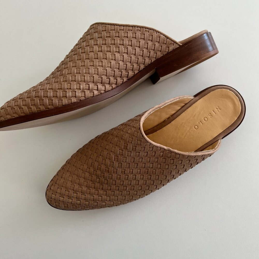 NEW Nisolo Ama Woven Mule / leather / almond / 8